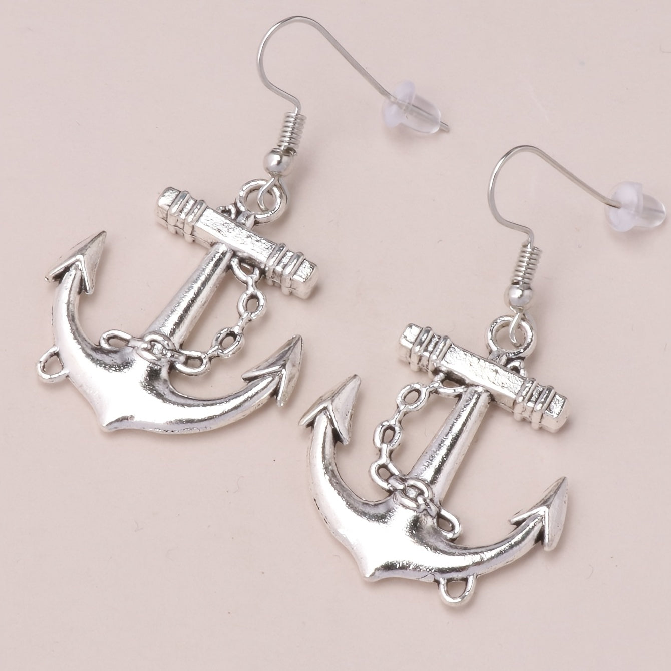 Vintage-Inspired Boat Anchor Dangle Earrings - Unique Creative Personality Gift for Women - Zinc Alloy Jewelry with Exquisite Details and Durable Construction