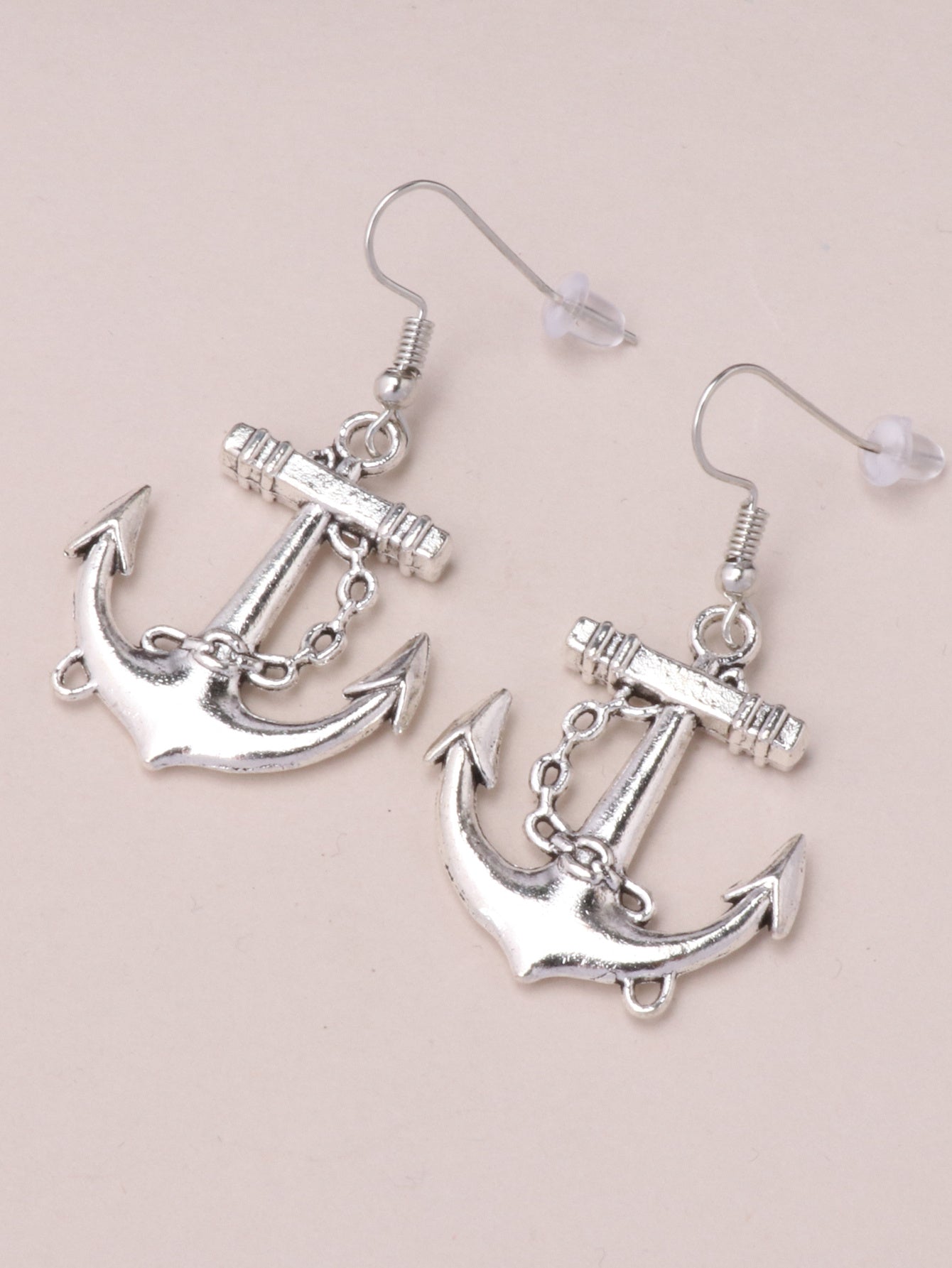 Vintage-Inspired Boat Anchor Dangle Earrings - Unique Creative Personality Gift for Women - Zinc Alloy Jewelry with Exquisite Details and Durable Construction