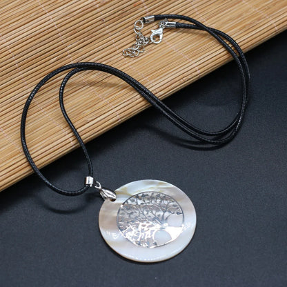 Natural Shell Necklace With Round Pendant Leather Cord 2MM Charms For Elegant Women Love Romantic Gift