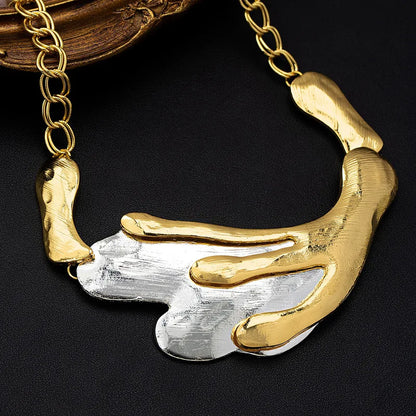 Exaggerated Claw Necklace Collarbone Chain Pendant Women Girls Gifts Fashion Jewelry Hot Sale Party Gift 2025 New