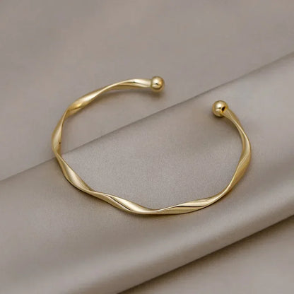 Fashion Trend Unique Design Elegant Exquisite Twist Simple Bracelet Women Jewelry Wedding Party Premium Gift
