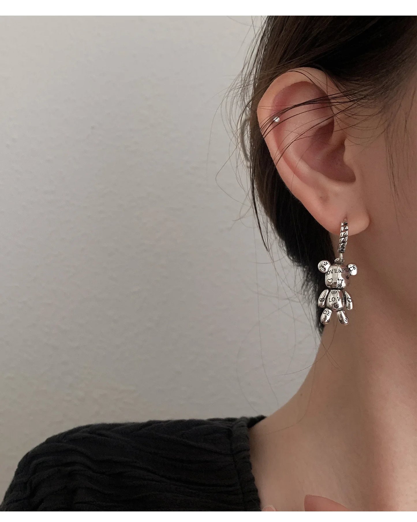 Stainless steel Bracelets for Women String of Beads Accessories Trend Vintage Simple Cute Bear Pendant Party Jewelry