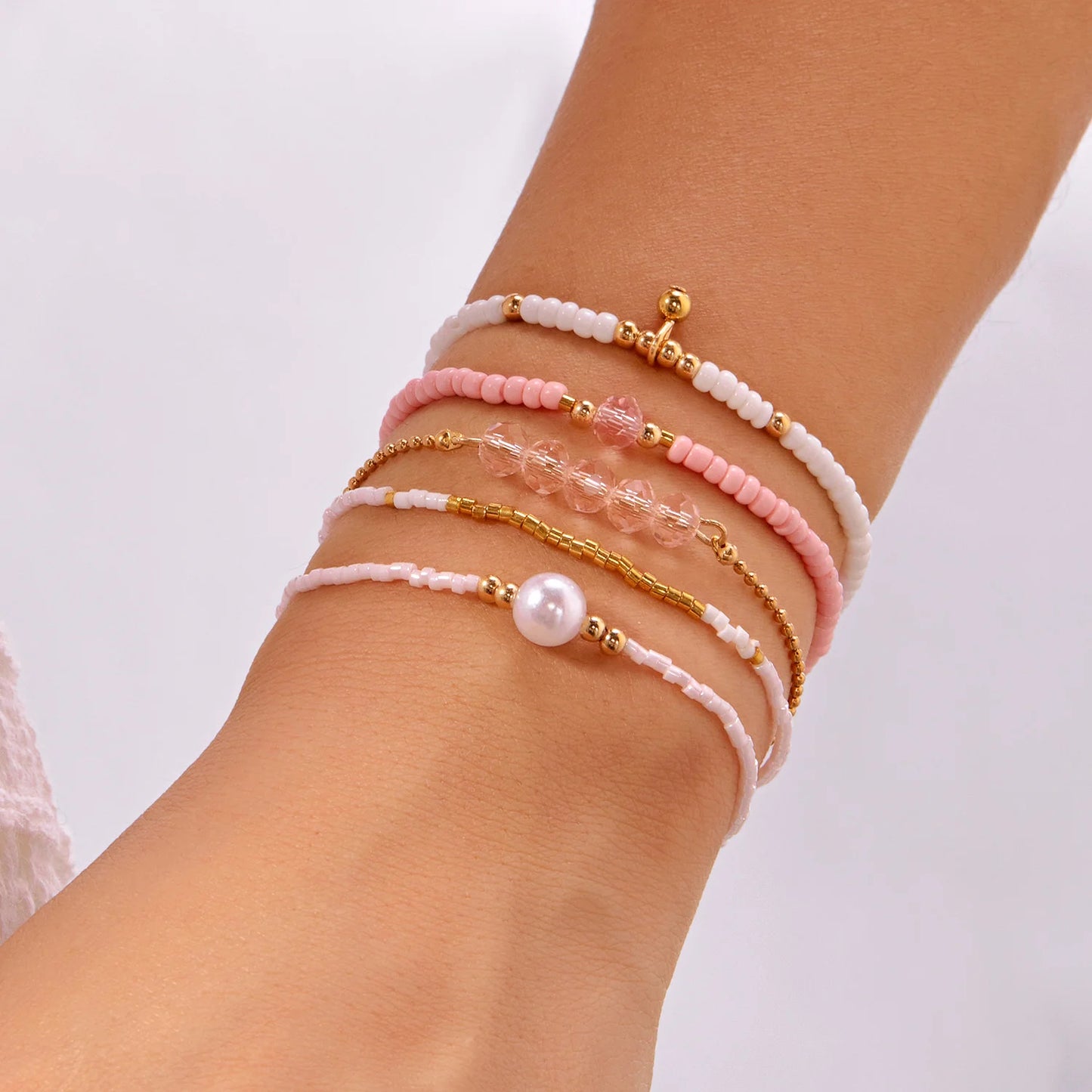 Handmade Black Crystal Beaded Bracelet for Women Minimalist Rice Beads Elastic Rope Bracelet Summer Vacation Party Jewelry Gift