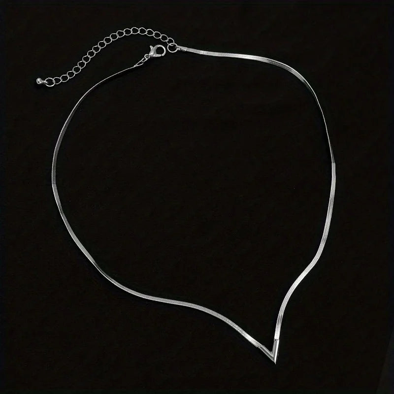 Fashion Simple Design Women's Necklaces in Europe and The United States Personalized Trend Holiday Party Accessories Gifts