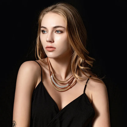Retro European American Minimalist Multi-layered Short Necklaces Women High-end Feel Exquisite Collarbone Chain Fashion Jewelry