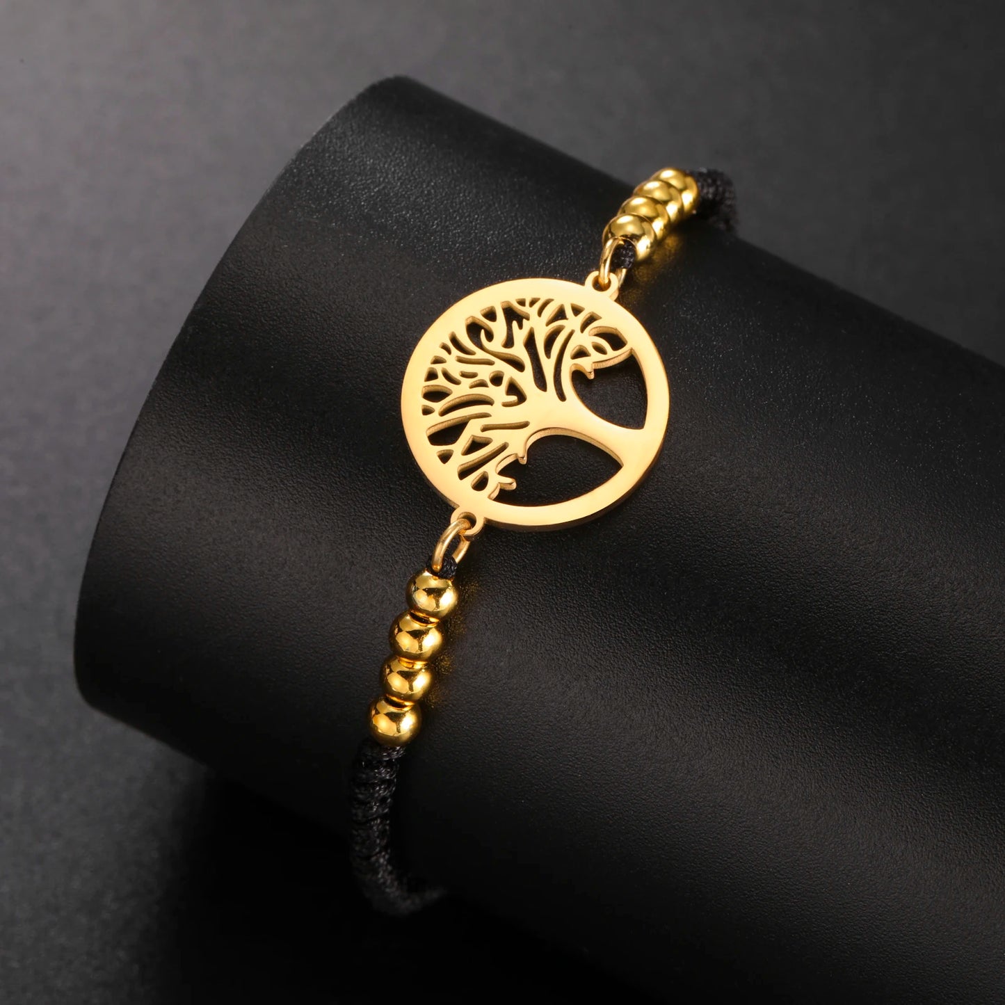 Bracelet For Men Women Stainless Steel Bracelets Hollow Life Tree Pendant Classic Fashion Style Jewelry Wedding Party Gifts