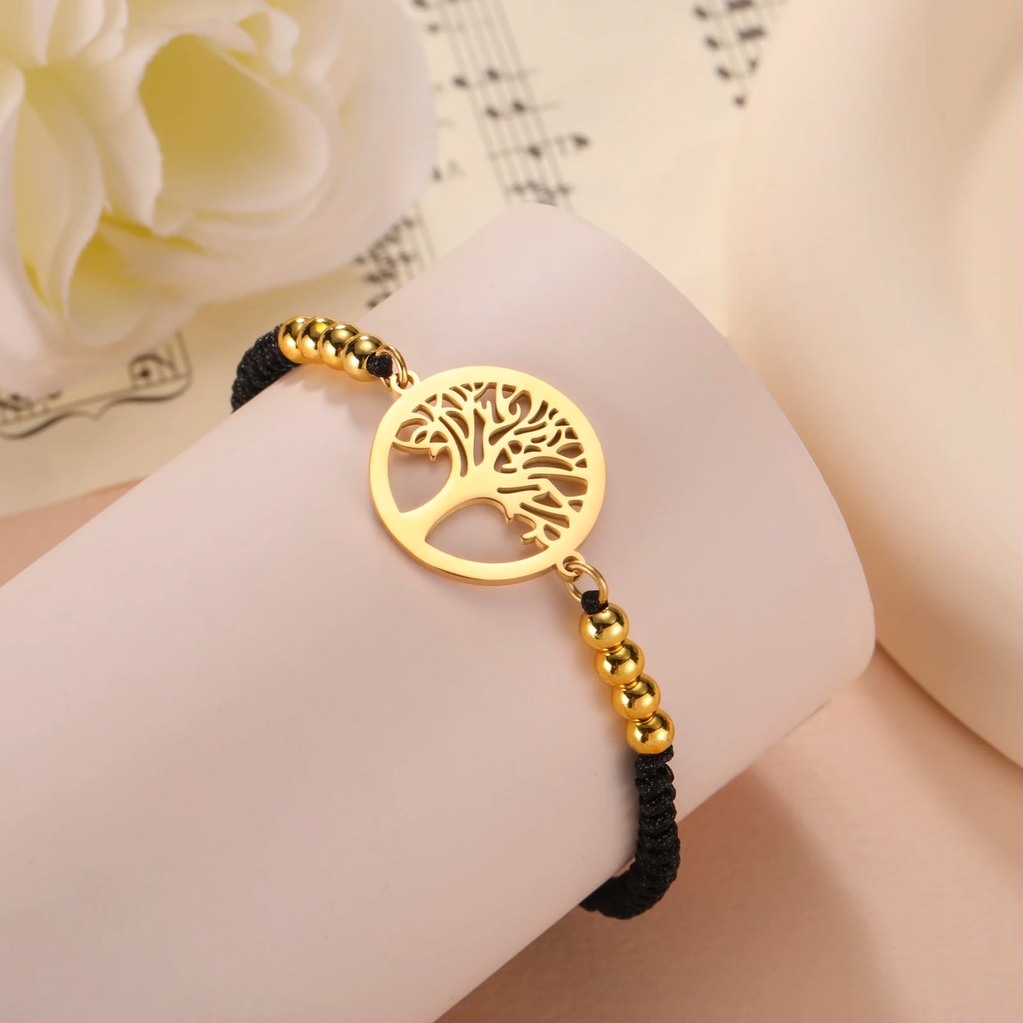 Bracelet For Men Women Stainless Steel Bracelets Hollow Life Tree Pendant Classic Fashion Style Jewelry Wedding Party Gifts